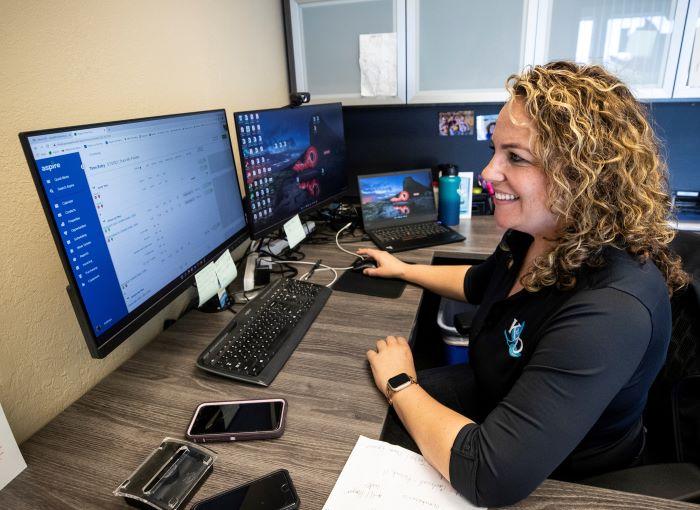 6 Best SynkedUP Alternatives for Landscaping Businesses